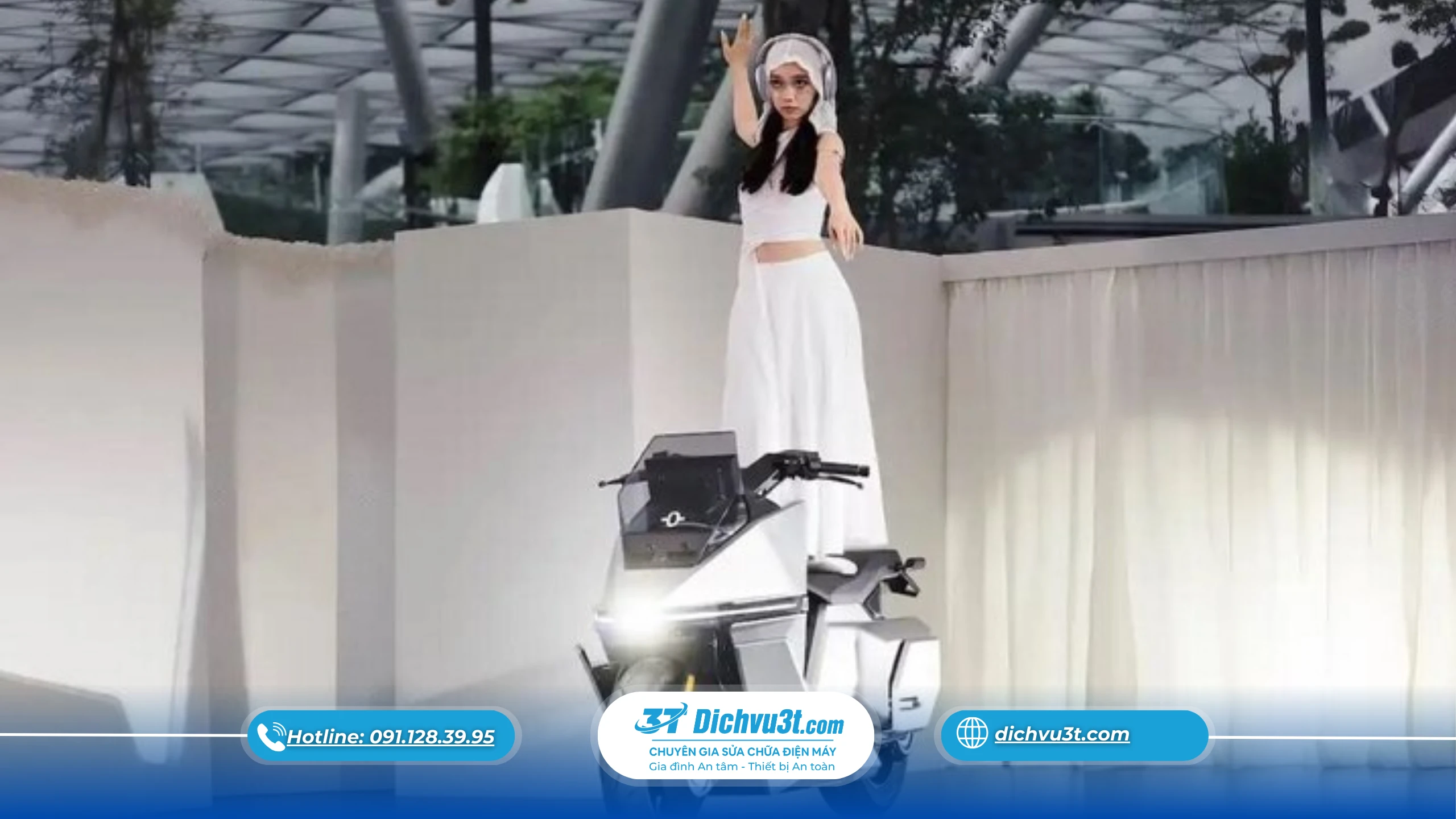 Xe máy điện tự cân bằng đầu tiên trên thế giới bước vào sản xuất hàng loạt