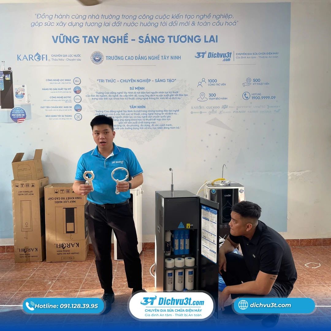 Đại diện Dichvu3T.com tham gia giảng dạy