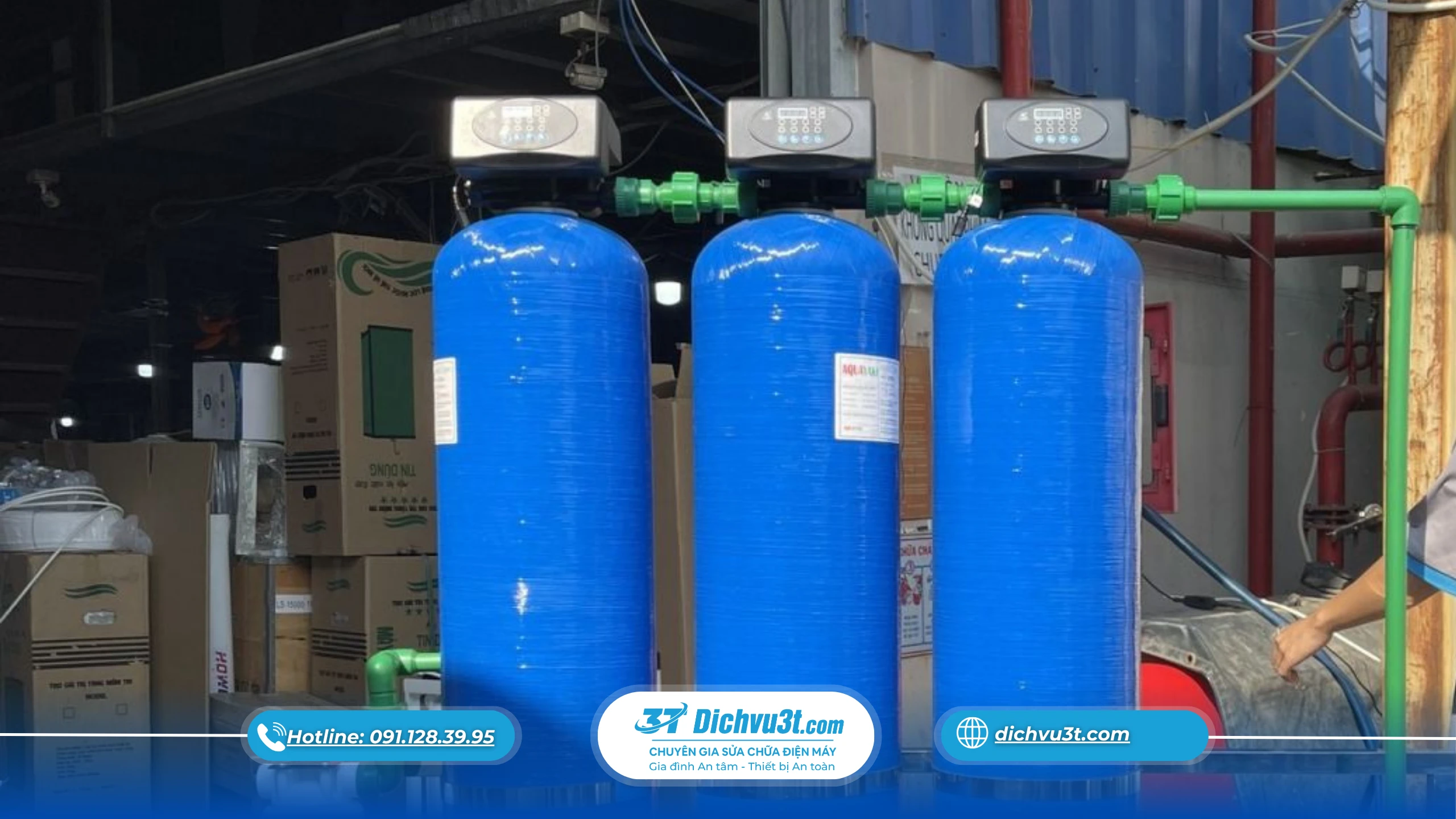 Vì sao kính phòng tắm luôn bị ố? Máy lọc nước tổng giải quyết vấn đề này ra sao?