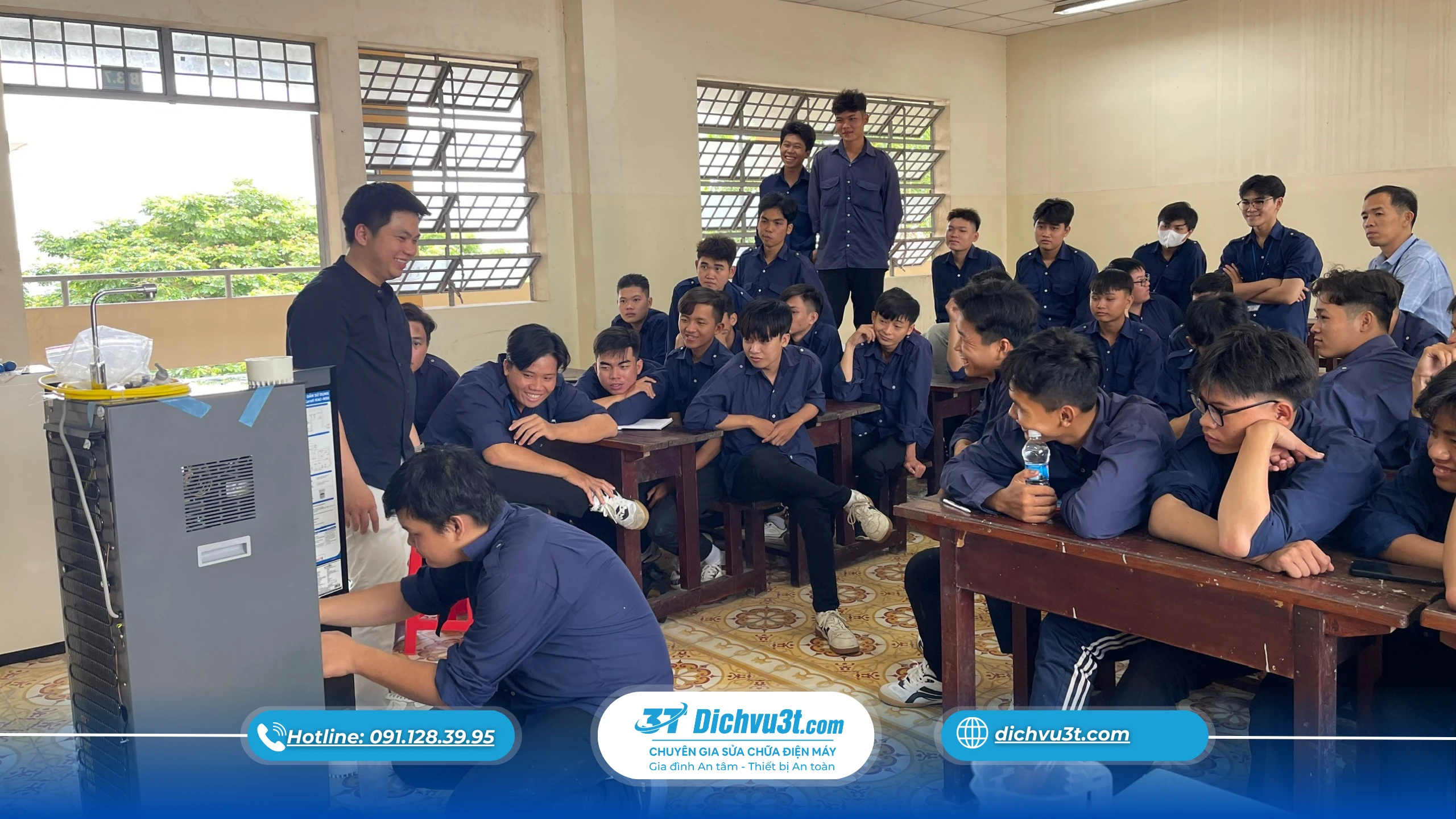 Dịch vụ 3T tổ chức đào tạo M5 tại Cao đẳng Tiền Giang, sinh viên ngành điện lạnh tiếp cận môi trường làm việc thực tế