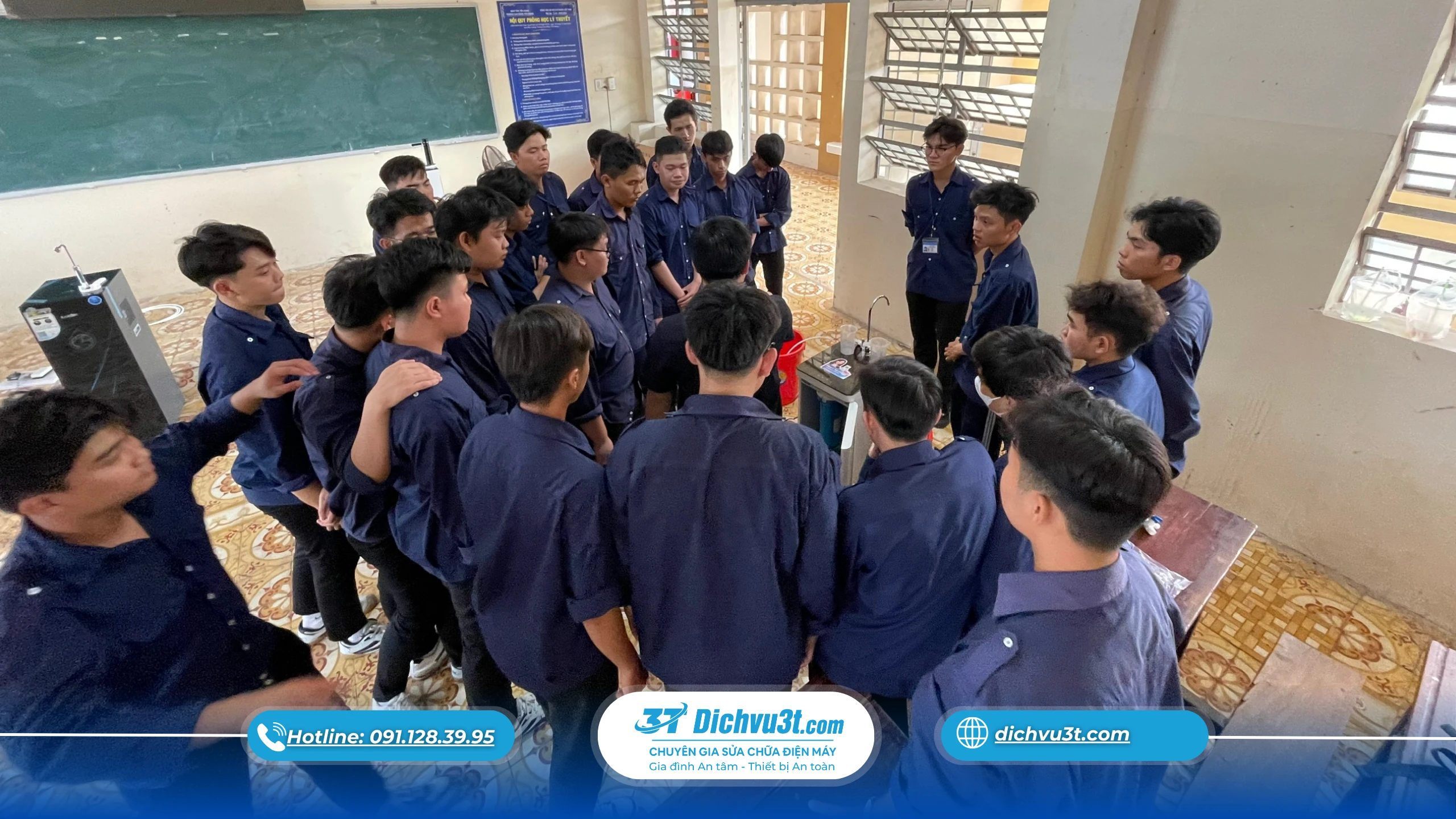 Dịch vụ 3T tổ chức đào tạo M5 tại Cao đẳng Tiền Giang, sinh viên ngành điện lạnh tiếp cận môi trường làm việc thực tế