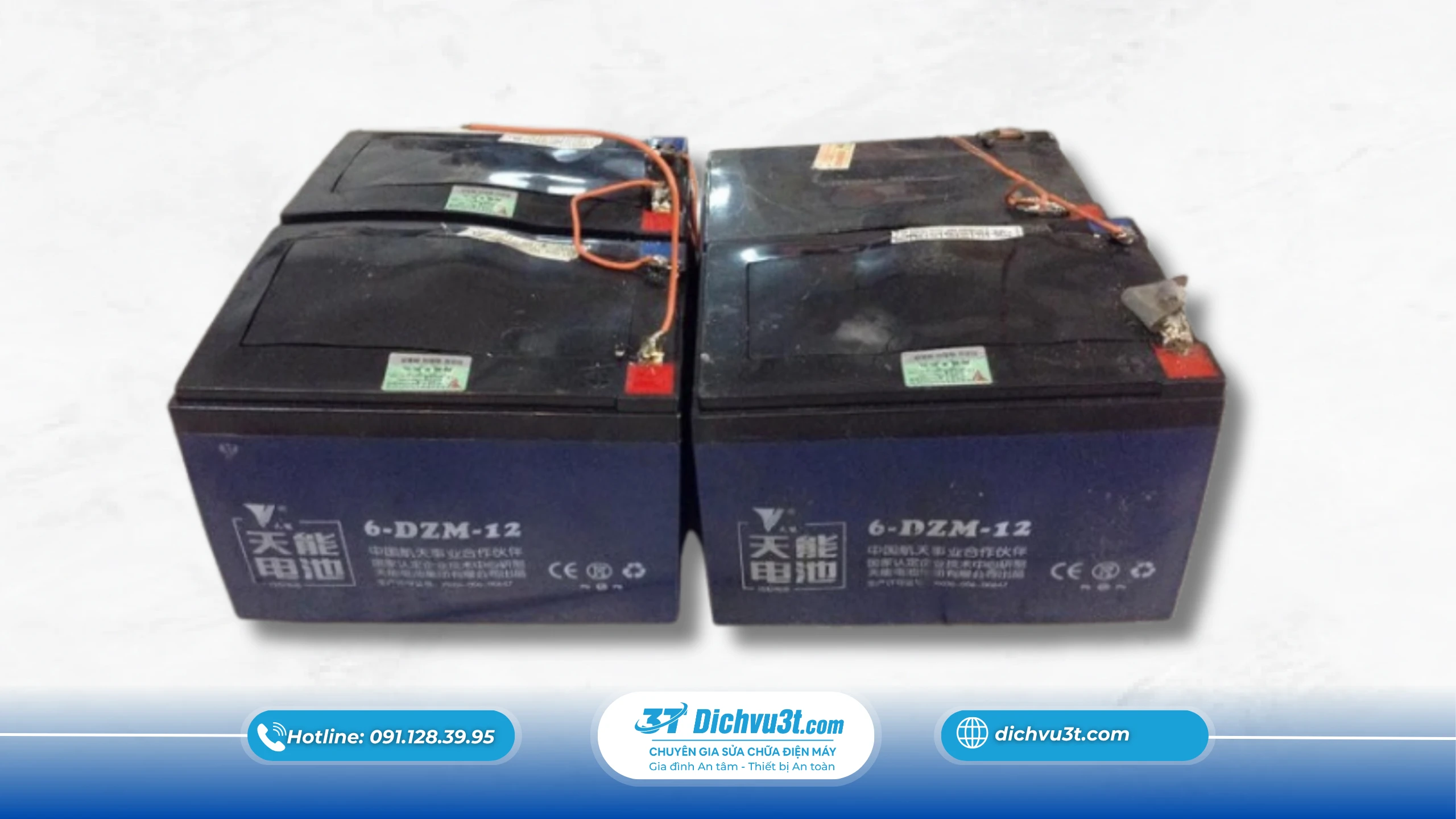 thay pin xe máy điện