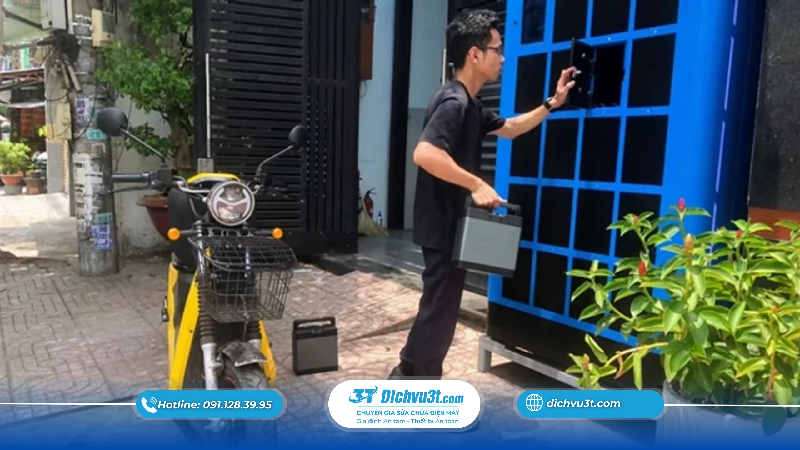 Đổi Pin Xe Máy Điện Định Kỳ Bao Nhiêu Tháng Một Lần?