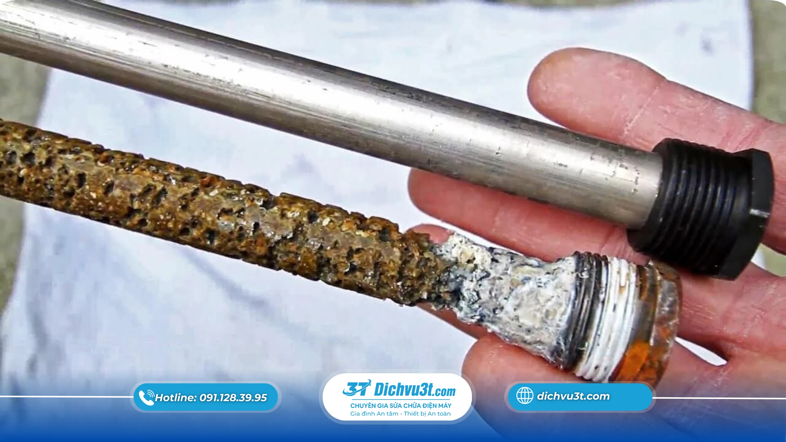 Bình nóng lạnh bị rò rỉ nước? Nguyên nhân và cách xử lý