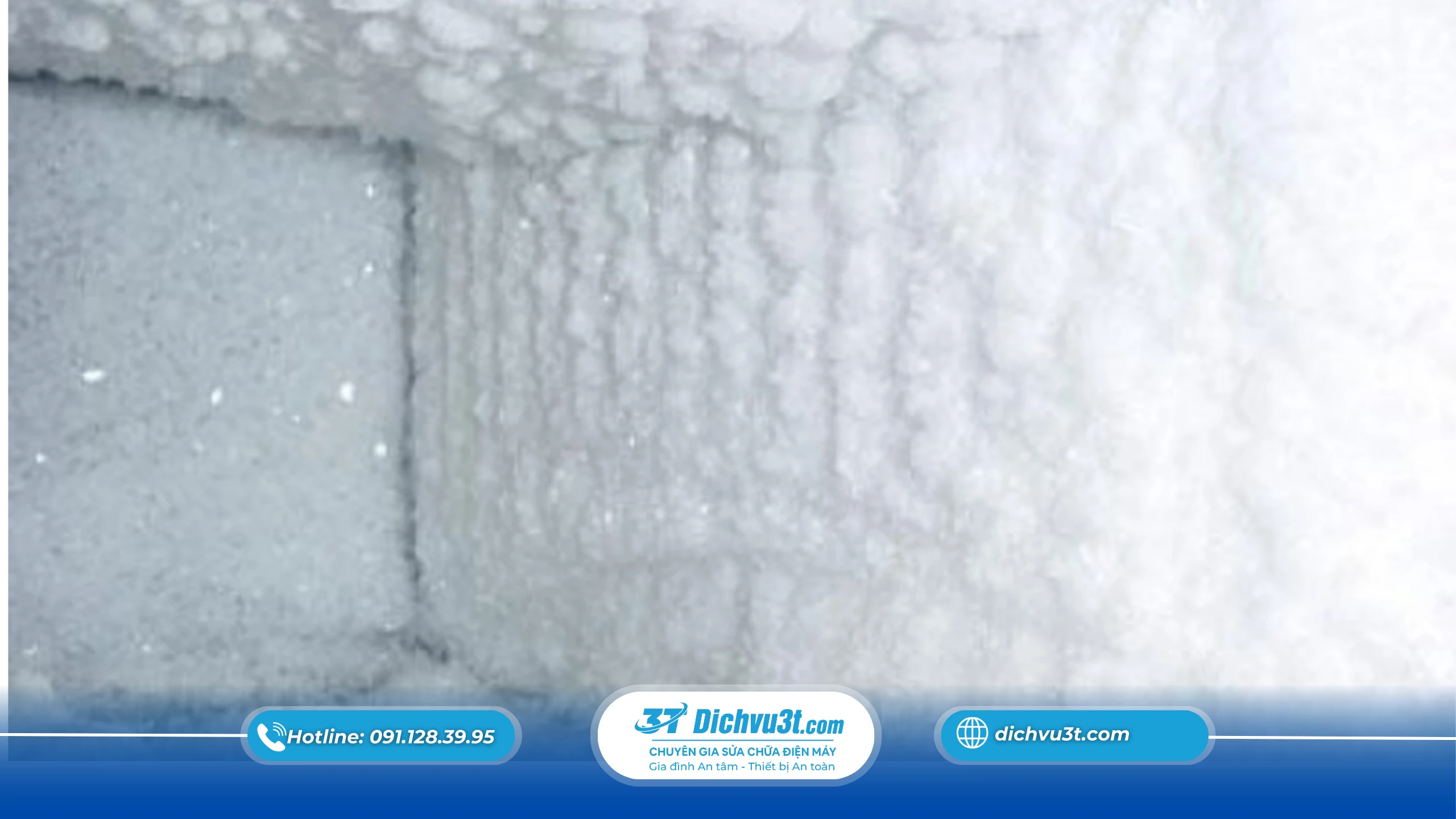 Vì sao tủ lạnh dễ đóng tuyết dày hơn trong dịp Tết?