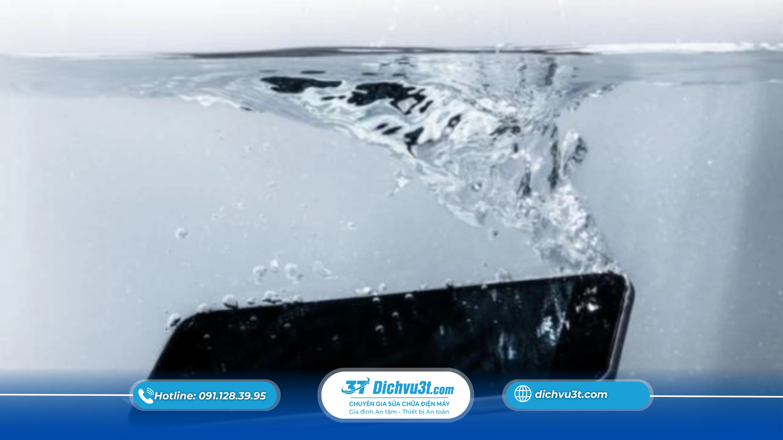 Cách xử lý đúng khi điện thoại rơi nước