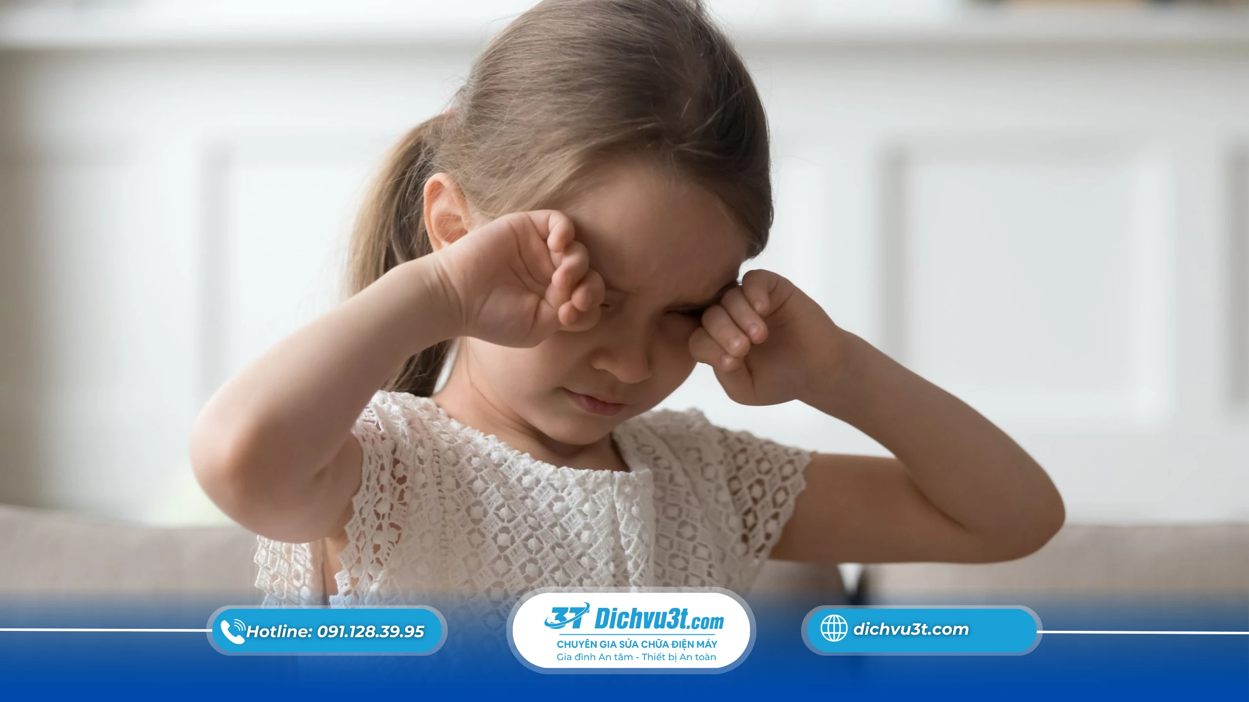 Cách bảo vệ tivi khi gia đình có trẻ nhỏ