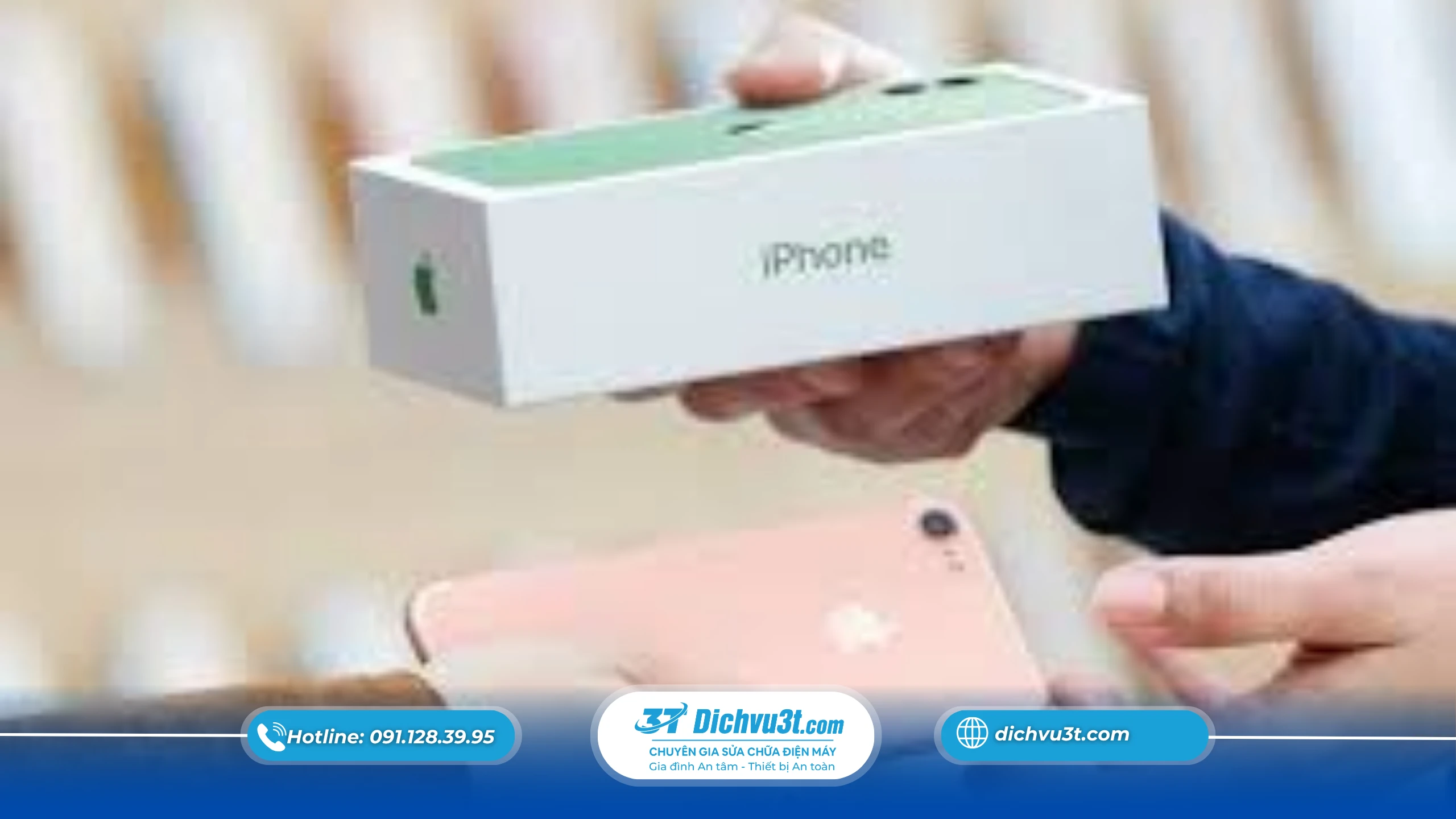 So sánh điện thoại xách tay và chính hãng