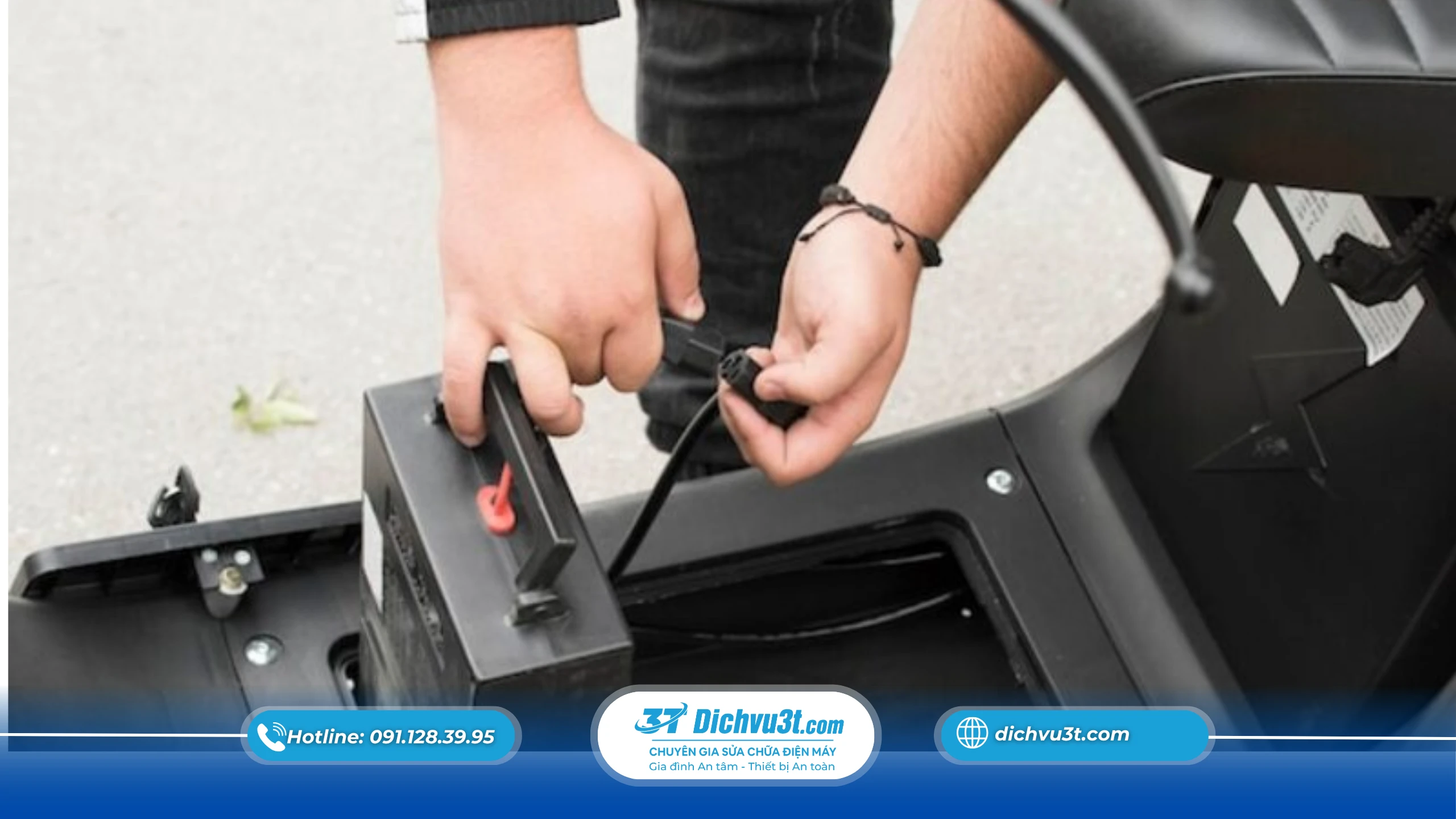 Hướng dẫn sạc pin xe điện lần đầu đúng chuẩn cho người mới