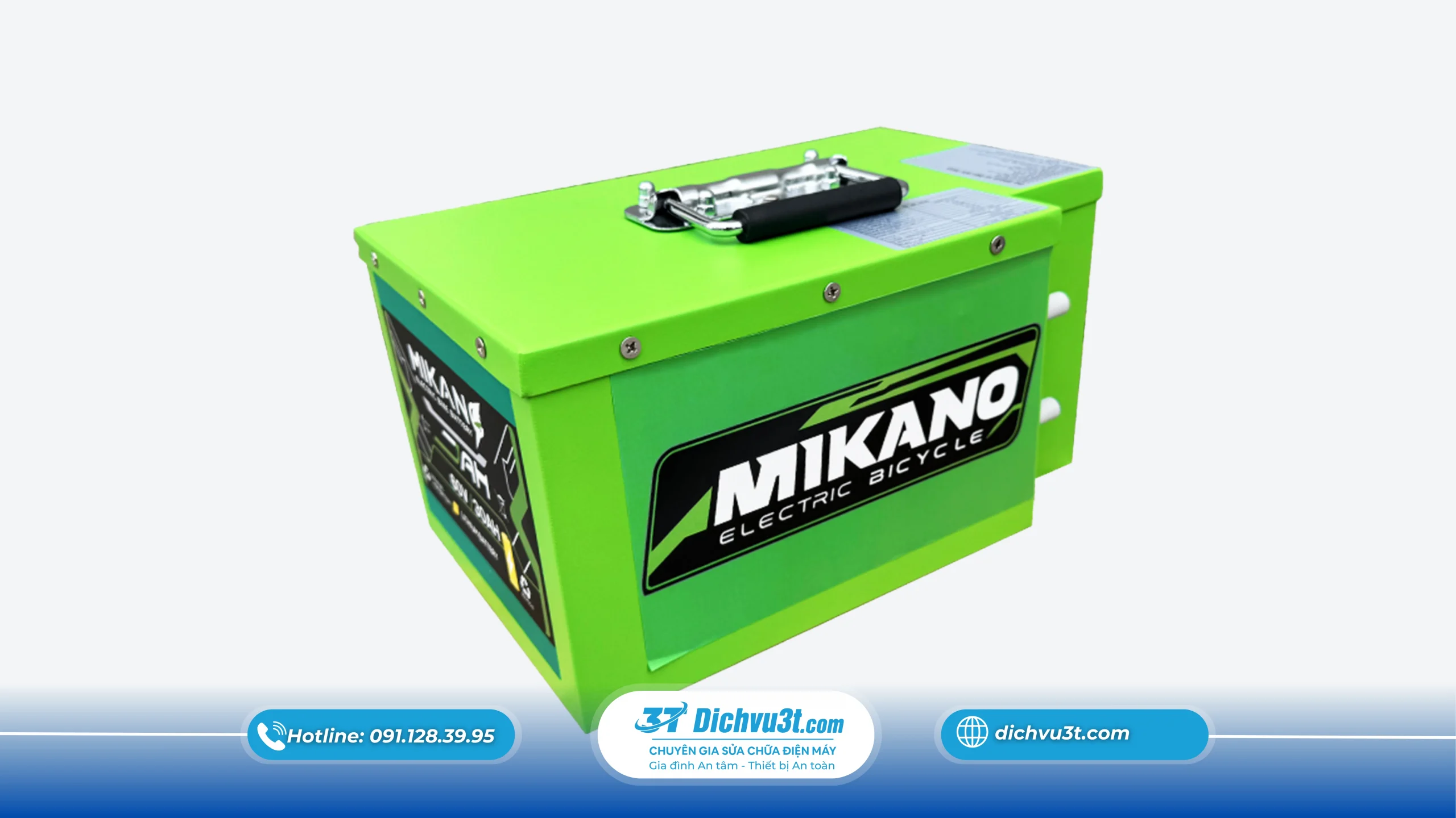 Thay pin xe máy điện